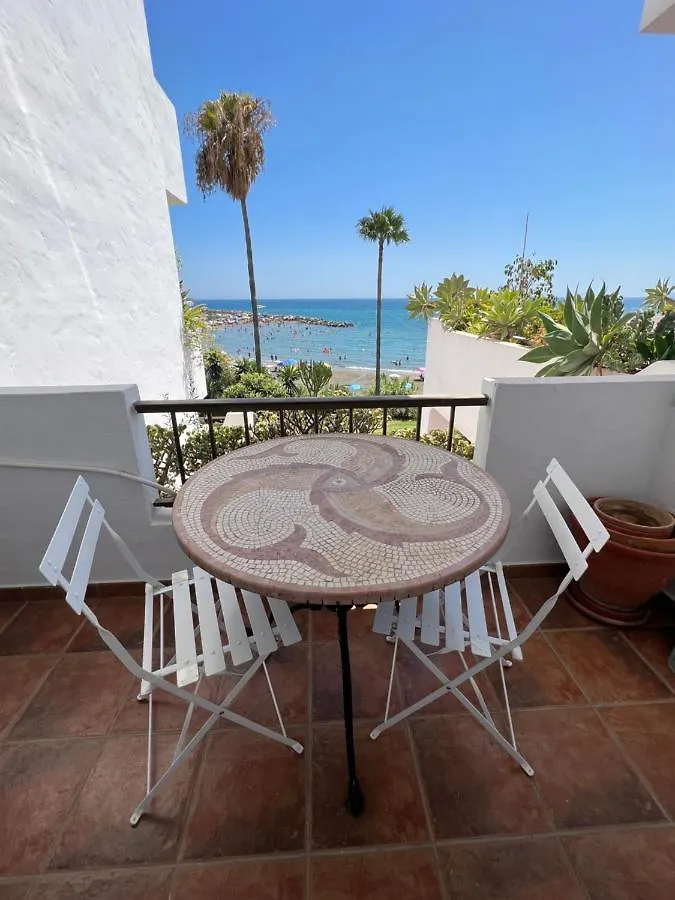 Playa Cristo Amazing Beach Terrace Appartment Estepona