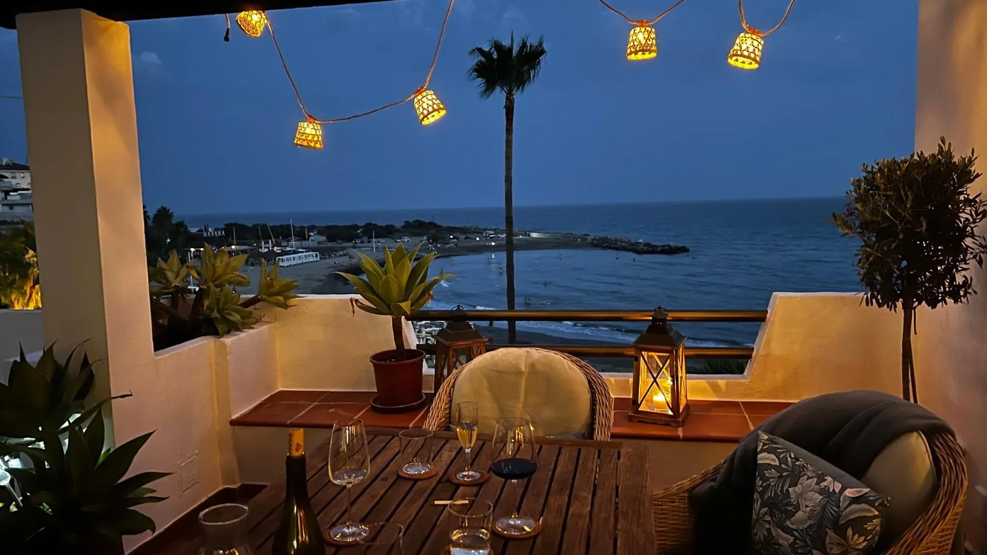 Apartment Playa Cristo Amazing Beach Terrace Appartment Estepona Spanien