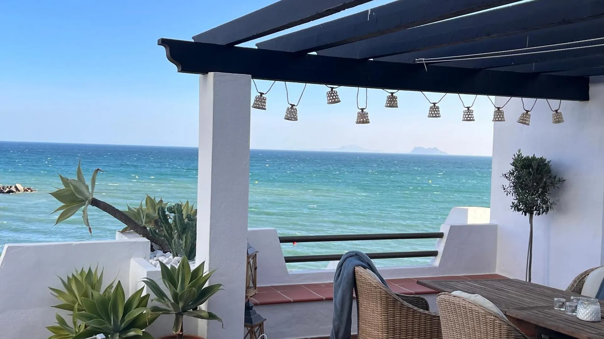 Playa Cristo Amazing Beach Terrace Appartment Estepona